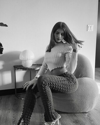 AAri Çıplak Sızıntıları OnlyFans Fotoğraf 8