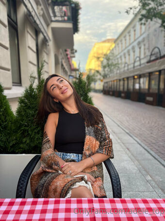 adele_top Çıplak Sızıntıları OnlyFans Fotoğraf 17