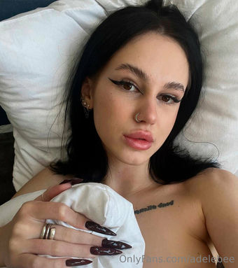 adelebee Çıplak Sızıntıları OnlyFans Fotoğraf 2