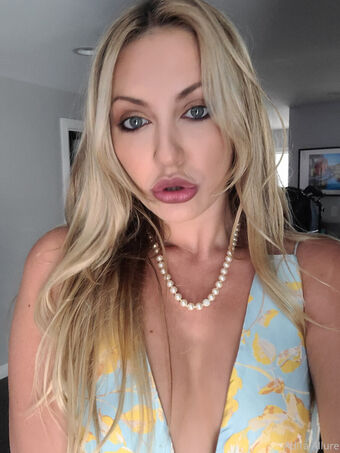 Adira Allure