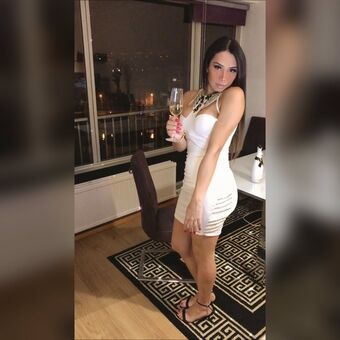 Agatha Onlyhot Çıplak Sızıntıları OnlyFans Fotoğraf 1