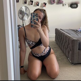 Aimee Townsend Çıplak Sızıntıları OnlyFans Fotoğraf 1