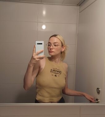 akchoriii Çıplak Sızıntıları OnlyFans Fotoğraf 14