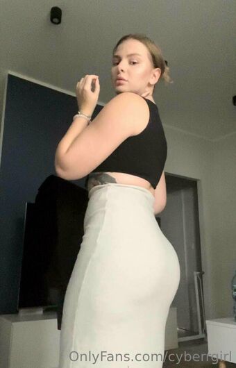 alyacute Çıplak Sızıntıları OnlyFans Fotoğraf 2