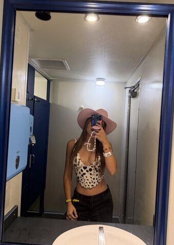 Amablitz Çıplak Sızıntıları OnlyFans Fotoğraf 4
