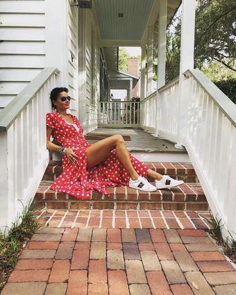 Angie Harmon