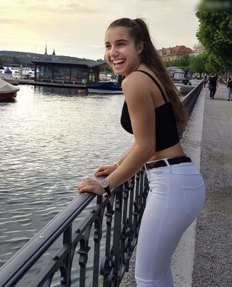 Anna-Sophie