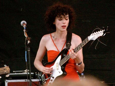 Annie Clark