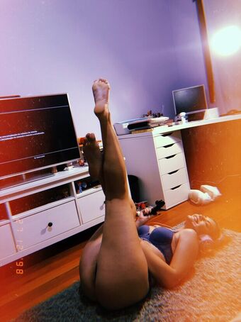 AnnieQueen Çıplak Sızıntıları OnlyFans Fotoğraf 3