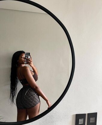 Antoinette Çıplak Sızıntıları OnlyFans Fotoğraf 15