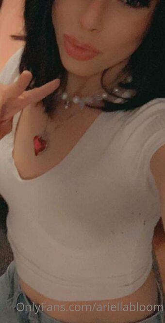 ariellabloom