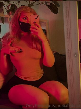 aureliabakerx