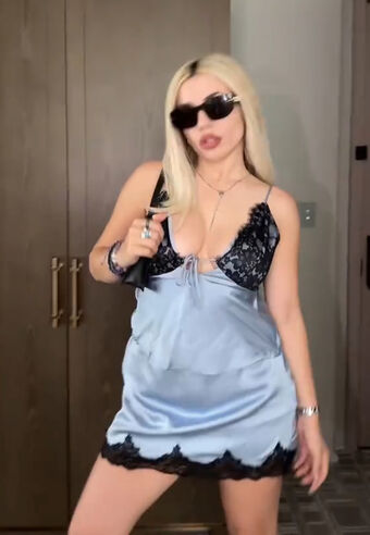 Ava Max