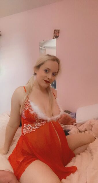 baddestblondebarbie