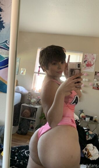 Baeonetta Çıplak Sızıntıları OnlyFans Fotoğraf 4
