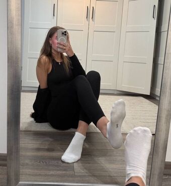 barebylola