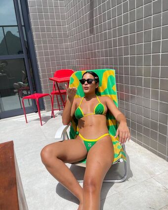 Bella Campos