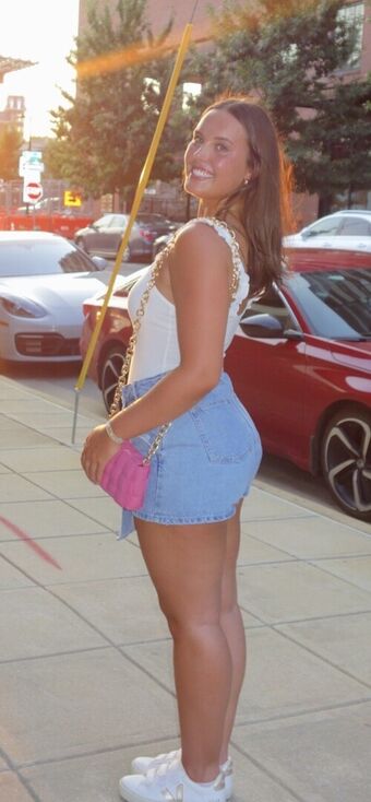 Bella.cornthwaite