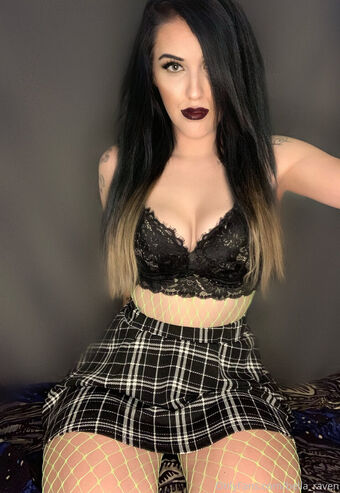 bella_raven