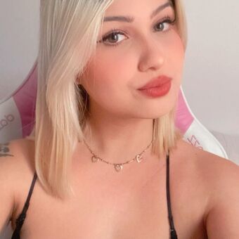 Bella Saturn