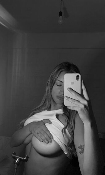 belonly Çıplak Sızıntıları OnlyFans Fotoğraf 30