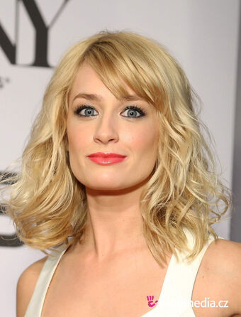 Beth Behrs Çıplak Sızıntıları OnlyFans Fotoğraf 80