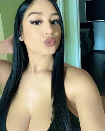 bitamartinez Çıplak Sızıntıları OnlyFans Fotoğraf 5