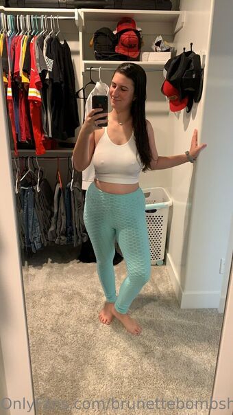 brunettebombshell13