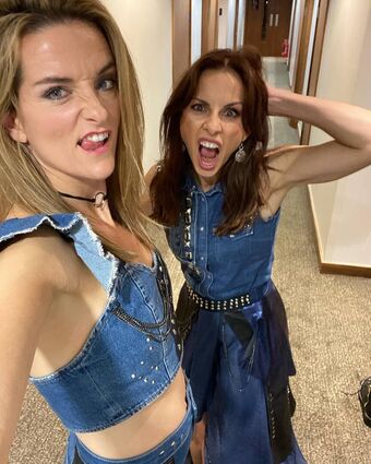 Bwitched Çıplak Sızıntıları OnlyFans Fotoğraf 8