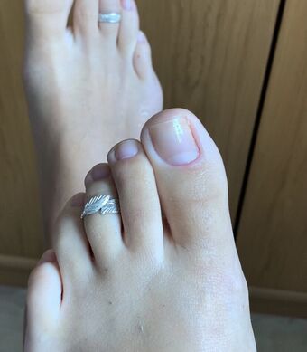 Caliupe_feet