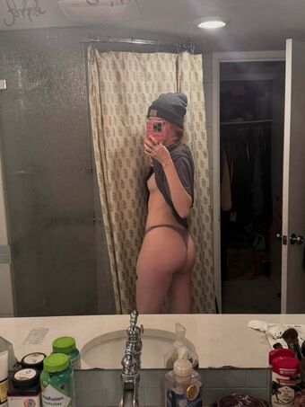 Carpathon Çıplak Sızıntıları OnlyFans Fotoğraf 16