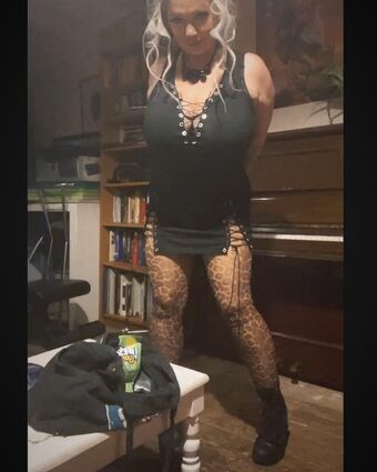 Catherin Sharpies Çıplak Sızıntıları OnlyFans Fotoğraf 21