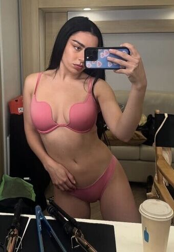 Charli-xcx