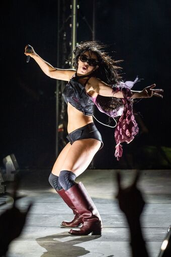 Charli-xcx