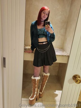 cherrybomb1997 Çıplak Sızıntıları OnlyFans Fotoğraf 17