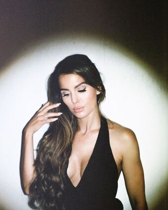 Christy Carlson Romano