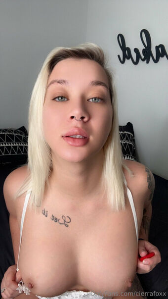 cierrafoxx