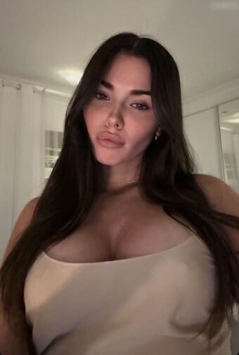 Clarissa Bea