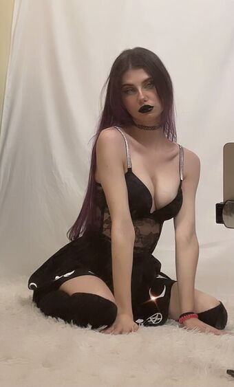 Conmiele Çıplak Sızıntıları OnlyFans Fotoğraf 2