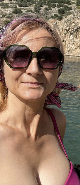 Corrinne Wicks