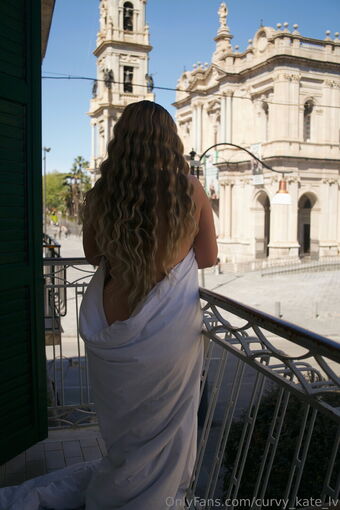 curvy_kate_lv