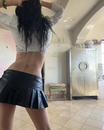 Dani Thorne