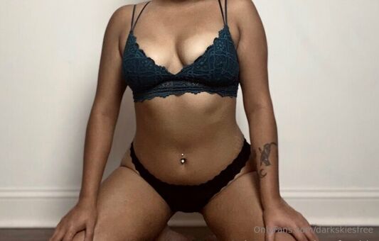 darkskiesfree Çıplak Sızıntıları OnlyFans Fotoğraf 11