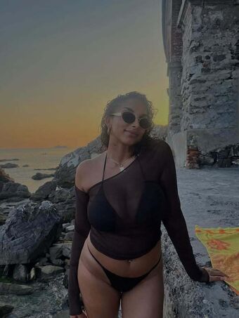 Debora Bloise Çıplak Sızıntıları OnlyFans Fotoğraf 4