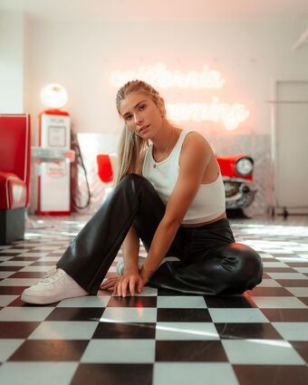 Devyn Cuellar Çıplak Sızıntıları OnlyFans Fotoğraf 12