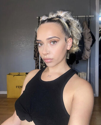 Dregoldi Çıplak Sızıntıları OnlyFans Fotoğraf 2
