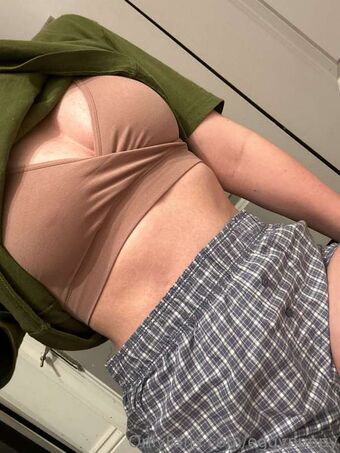 Dumb Pup Çıplak Sızıntıları OnlyFans Fotoğraf 8