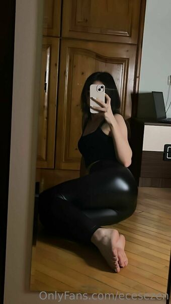 ecesezen Çıplak Sızıntıları OnlyFans Fotoğraf 7