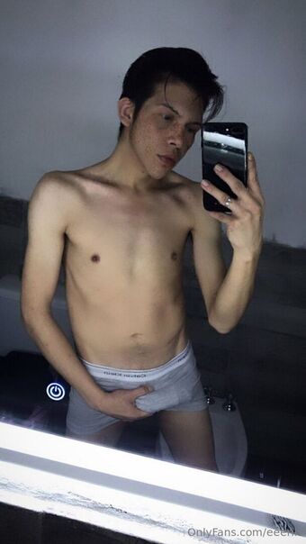 eeerik Çıplak Sızıntıları OnlyFans Fotoğraf 22