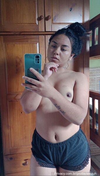 Eeujuh Çıplak Sızıntıları OnlyFans Fotoğraf 9